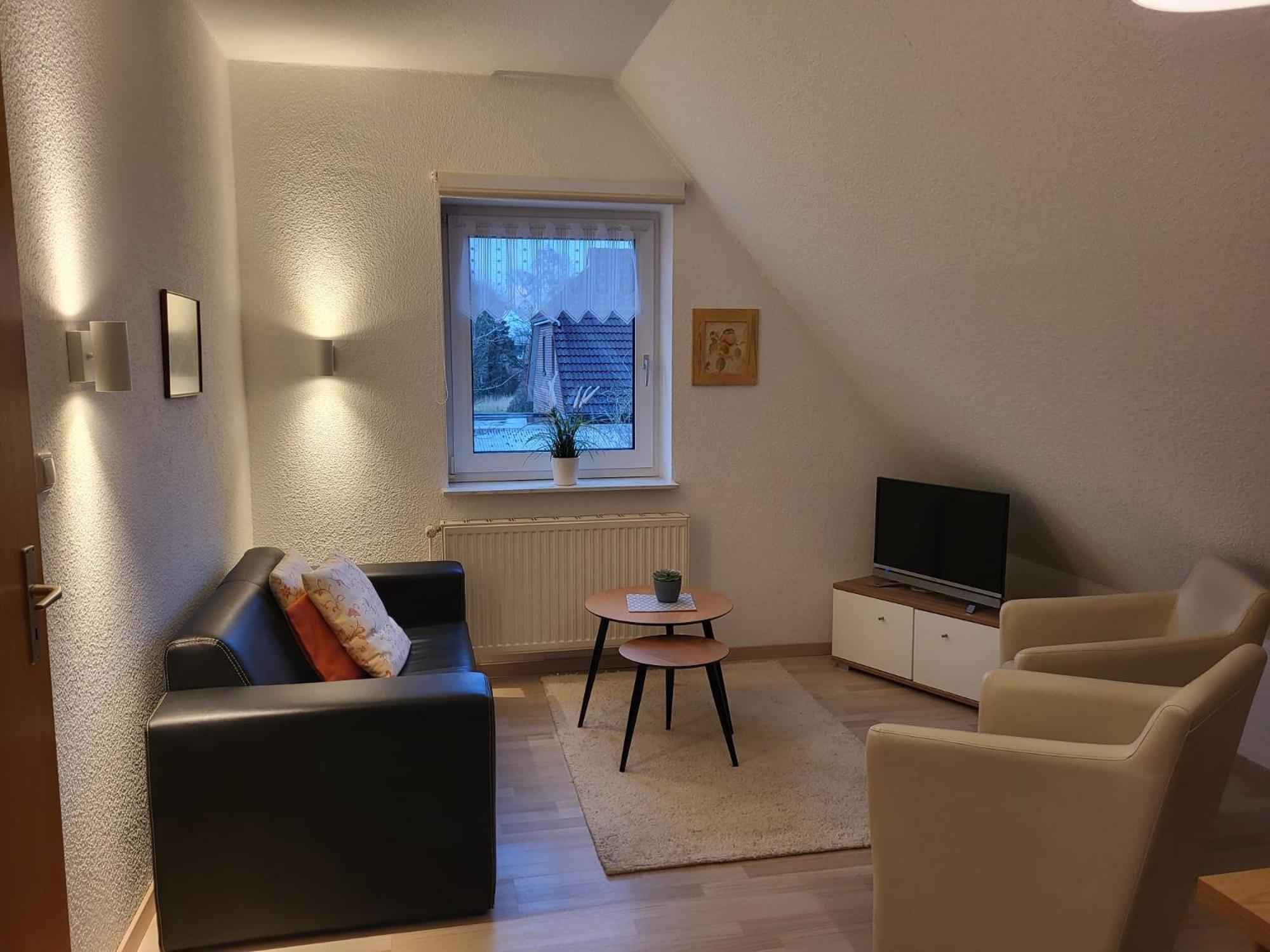 Pelikan Og Apartment